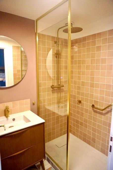 Le Bel Iris - Acces Direct Plage Apartment Chatelaillon-Plage Ngoại thất bức ảnh